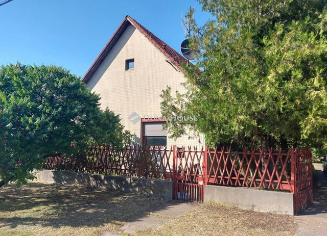 Eladó családi ház, Kiskőrösön 55 M Ft, 5 szobás