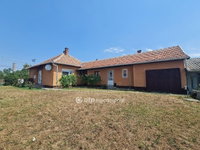 Eladó családi ház, Tiszacsegén 25.9 M Ft, 2 szobás