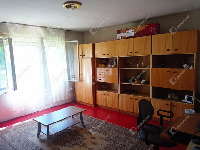Eladó családi ház, Kisbucsán 35 M Ft, 3 szobás