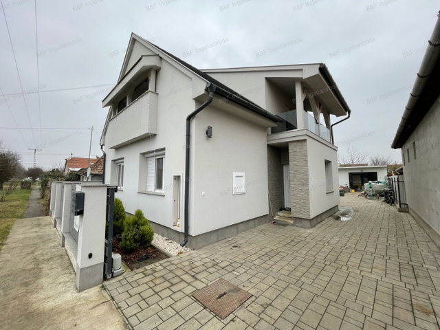 Eladó családi ház, Hajdúszoboszlón 118 M Ft, 6 szobás