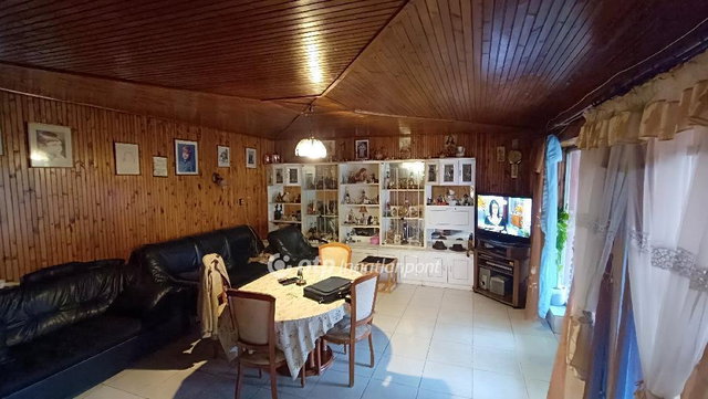 Eladó családi ház, Lőrinciben 42.9 M Ft, 4 szobás