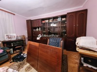 Eladó családi ház, Abaligeten 89 M Ft, 9 szobás