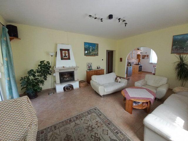 Eladó családi ház, Dunabogdányban 99.9 M Ft, 5 szobás