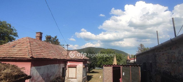 Eladó családi ház, Badacsonytomajon 45 M Ft, 2 szobás