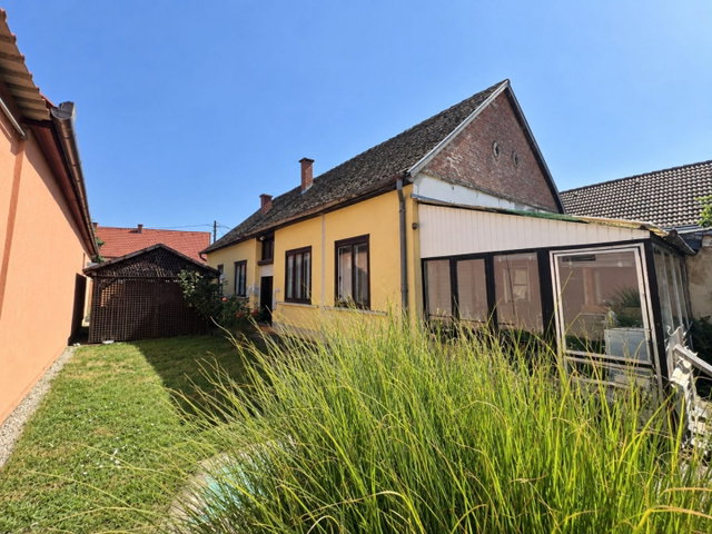 Eladó családi ház, Bólyban 20.99 M Ft, 2 szobás