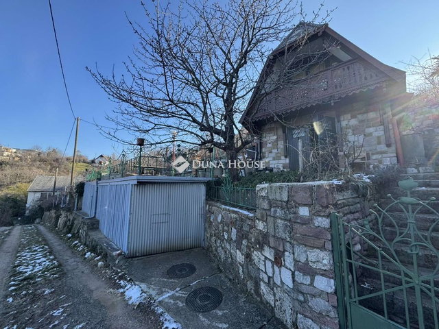 Eladó telek, Pécsett 18.9 M Ft / költözzbe.hu