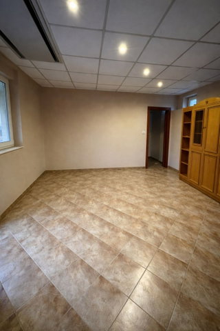 Eladó üzlethelyiség, Dunaharasztin 129.9 M Ft, 10 szobás