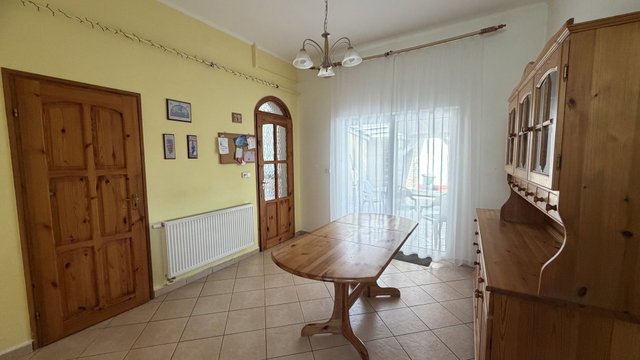 Eladó családi ház, Baján 85 M Ft, 3 szobás