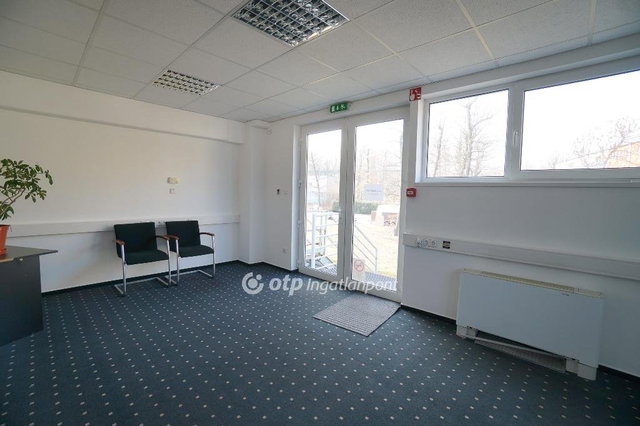 Kiadó iroda, Budaörsön 118 E Ft / hó, 1 szobás