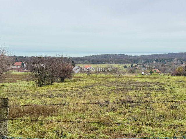 Eladó telek, Balatonalmádiban 272.211 M Ft / költözzbe.hu