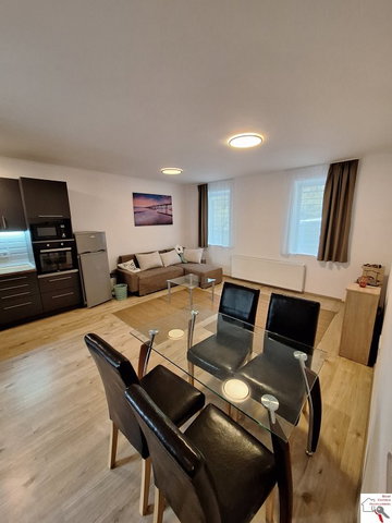 Kiadó téglalakás, albérlet, Pécsett 280 E Ft / hó, 3 szobás