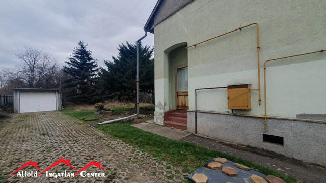 Eladó téglalakás, Gyomaendrődön 39 M Ft, 3 szobás