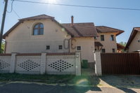 Eladó családi ház, Egerben 219.99 M Ft, 10 szobás