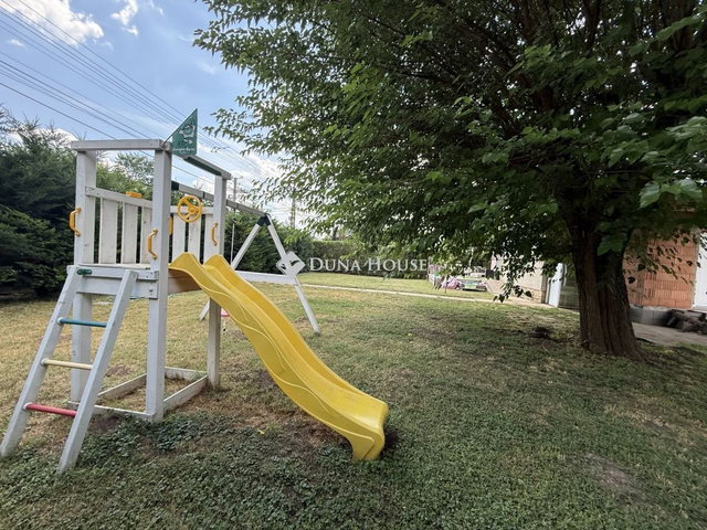 Eladó családi ház, Érden 114.9 M Ft, 3+1 szobás