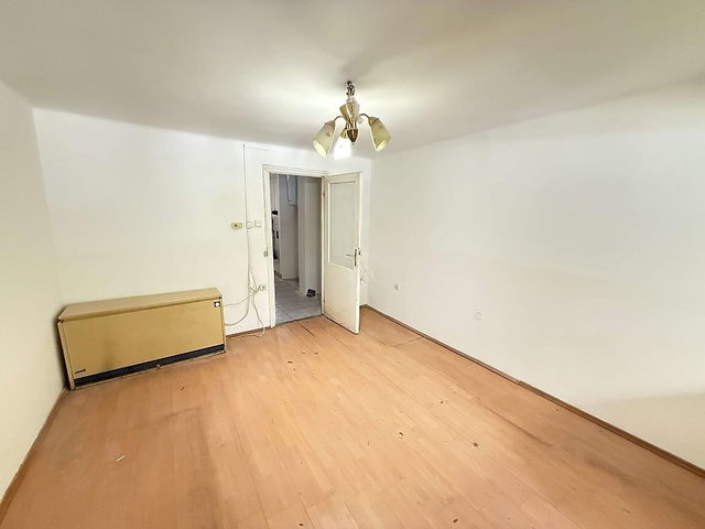 Eladó téglalakás, Szentendrén 31.9 M Ft, 1+1 szobás