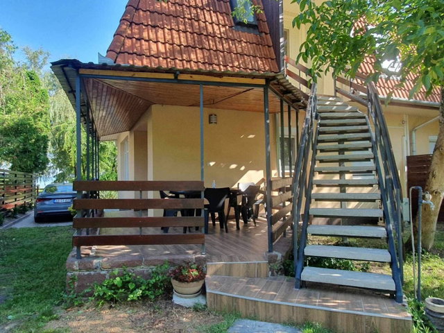Eladó családi ház, Fonyódon 190 M Ft, 5 szobás