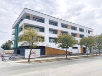 Eladó téglalakás, Győrött 43 M Ft, 1+1 szobás