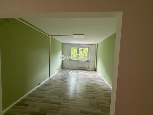 Kiadó panellakás, albérlet, Székesfehérvárott 170 E Ft / hó