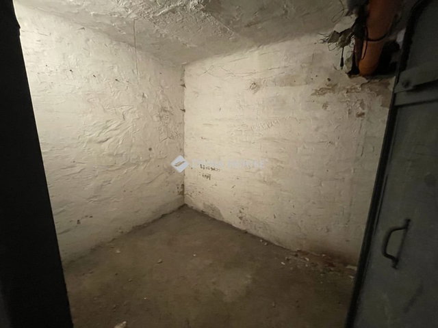 Eladó ipari ingatlan, Szombathelyen 9.9 M Ft / költözzbe.hu