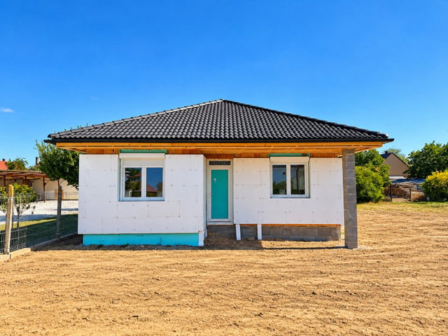 Eladó családi ház, Ságváron 89.9 M Ft, 4 szobás