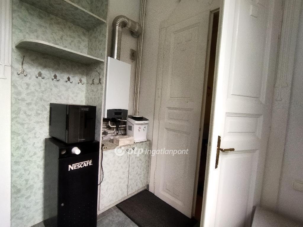 4 bed · 220m² · 83.900.000 ft