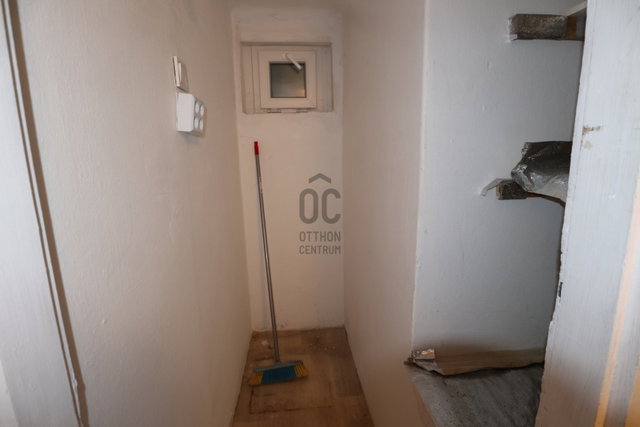 Eladó családi ház, Kecskeméten 38.9 M Ft, 2 szobás