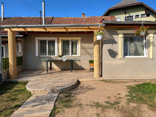 Eladó családi ház, Maglódon 58 M Ft, 2 szobás