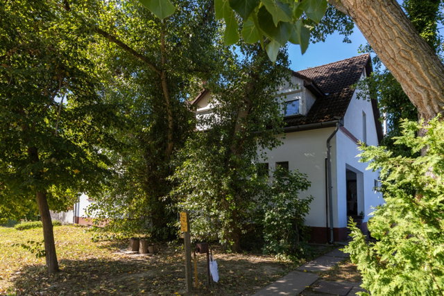 Eladó üzlethelyiség, Nemesnádudvaron 60 M Ft