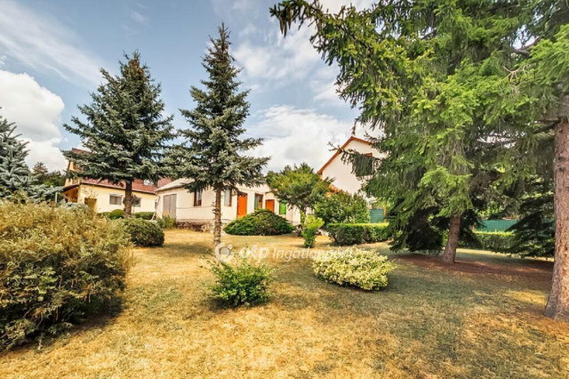 Eladó családi ház, Bogácson 99 M Ft, 6 szobás