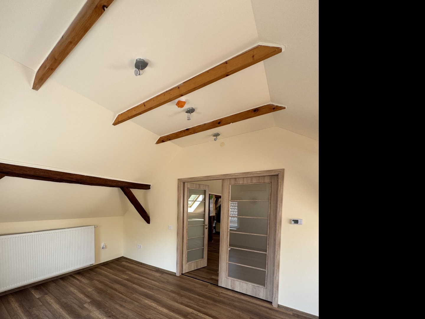 100m² · 380.000 ft