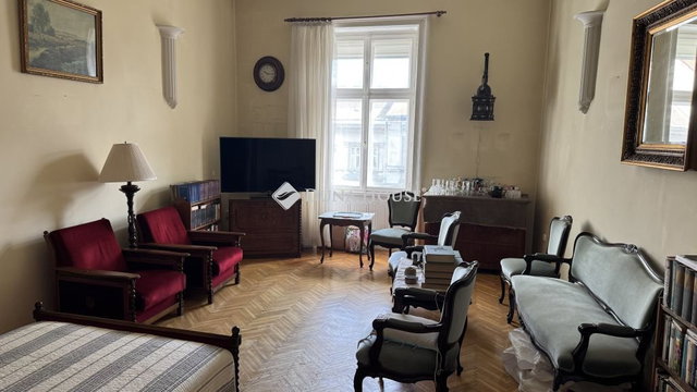 Eladó téglalakás, V. kerületben, Bajcsy-Zsilinszky úton