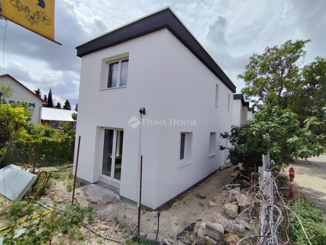 Eladó sorház, Érden 116 M Ft, 4 szobás / költözzbe.hu