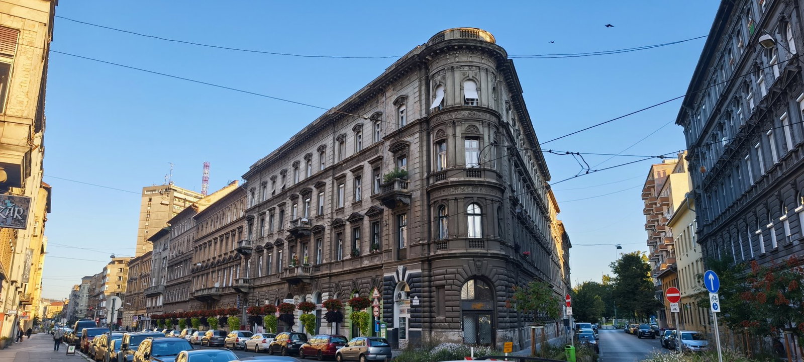 7 bed · 176m² · 149.990.000 ft