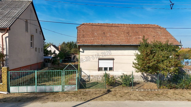 Eladó családi ház, Dejtáron 9.99 M Ft, 3 szobás
