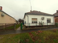 Eladó családi ház