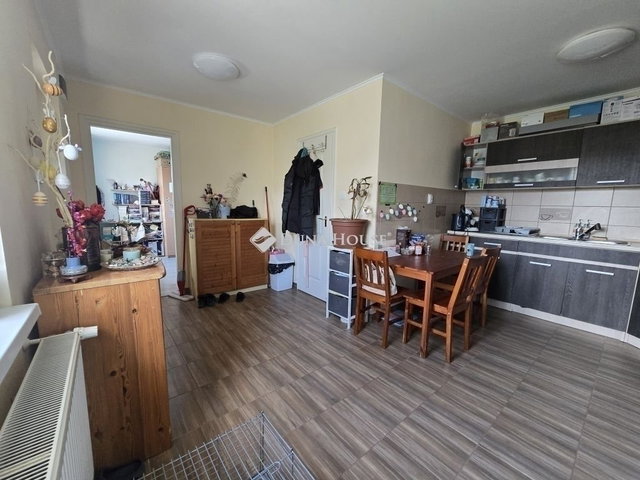 Eladó családi ház, Kozármislenyen 124.9 M Ft, 5 szobás