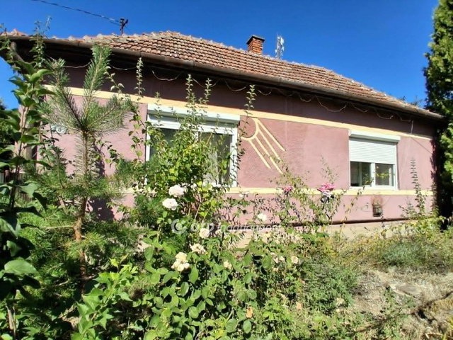Eladó családi ház, Biharkeresztesen 28.7 M Ft, 2+1 szobás