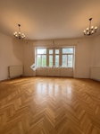 Eladó családi ház, Pécsett, Megye utcában 184 M Ft, 5 szobás