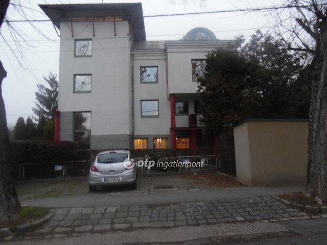 Kiadó iroda, Budapesten, II. kerületben 1438 E Ft / hó, 8 szobás