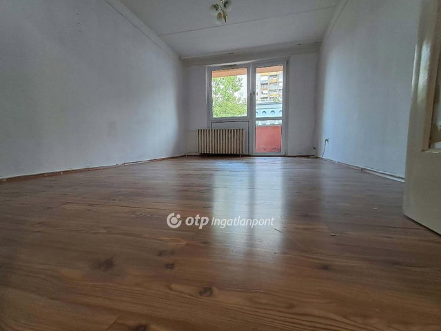 Eladó panellakás, Miskolcon 29.48 M Ft, 2 szobás