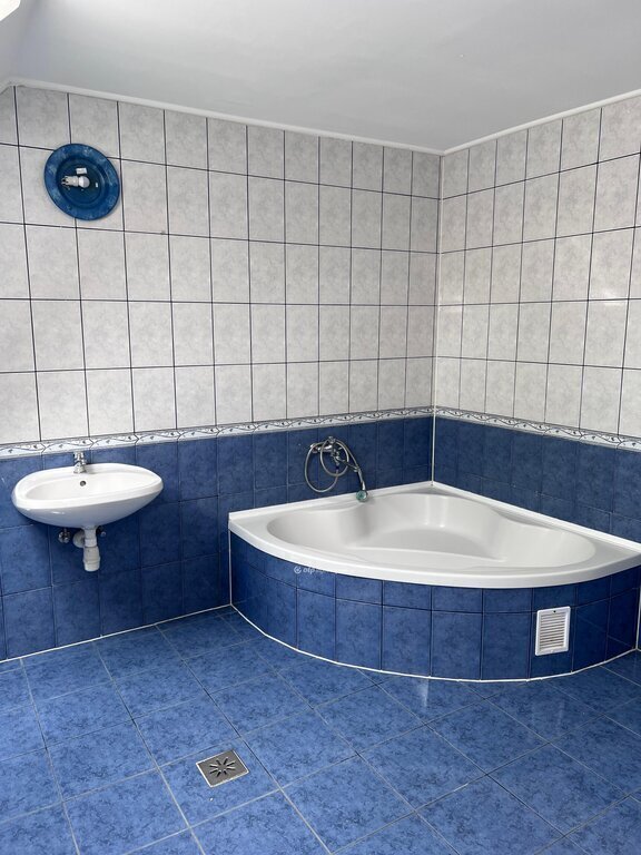 4 hálószoba · 185 m² · 44.500.000 Ft