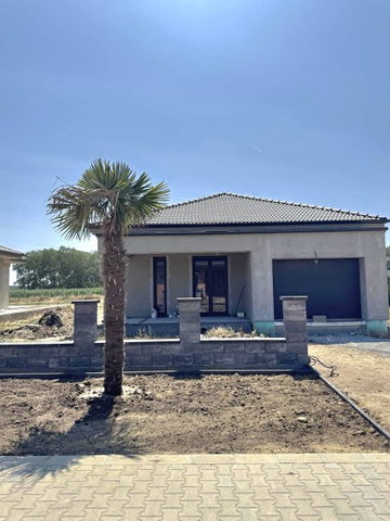 Eladó családi ház, Újlengyelen 140 M Ft, 4 szobás