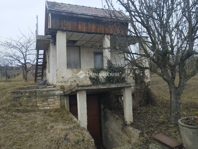 Eladó családi ház, Csóron 15 M Ft, 1 szobás