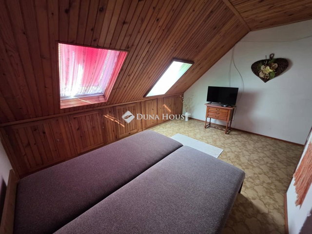 Eladó sorház, Tiszafüreden 31.5 M Ft, 3 szobás