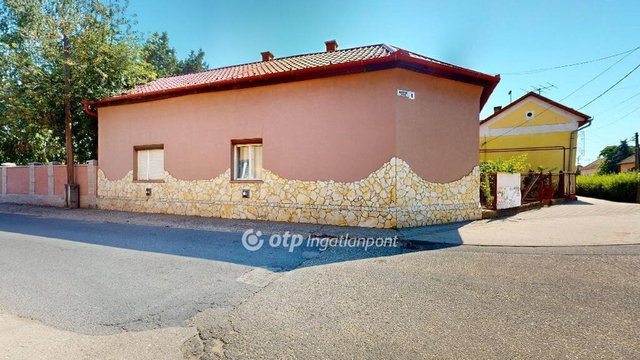 Eladó családi ház, Balkányban 21.5 M Ft, 2 szobás