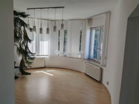 Eladó iroda, Lábatlanon, Rákóczi Ferenc úton 130 M Ft