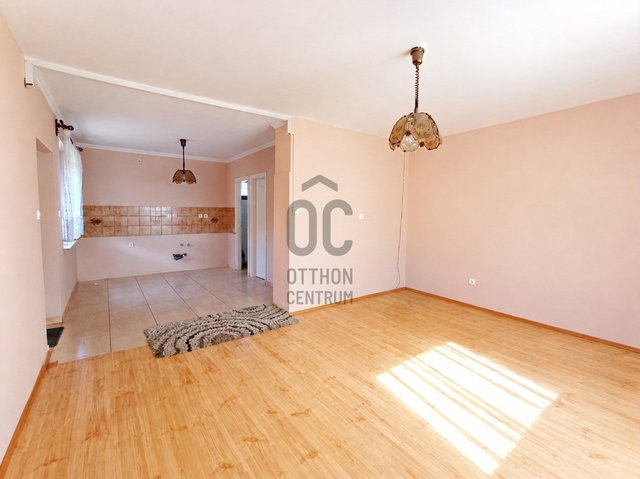 Eladó családi ház, Nyíradonyban 26.9 M Ft, 1 szobás