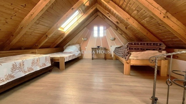 Eladó családi ház, Szőcén 81.9 M Ft, 5 szobás