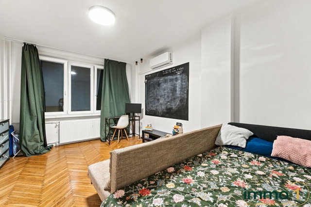 Eladó téglalakás, XIII. kerületben, Visegrádi utcában