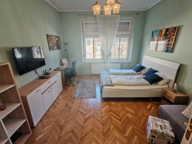 Eladó téglalakás, Szegeden, Tündér utcában 38.9 M Ft, 1 szobás